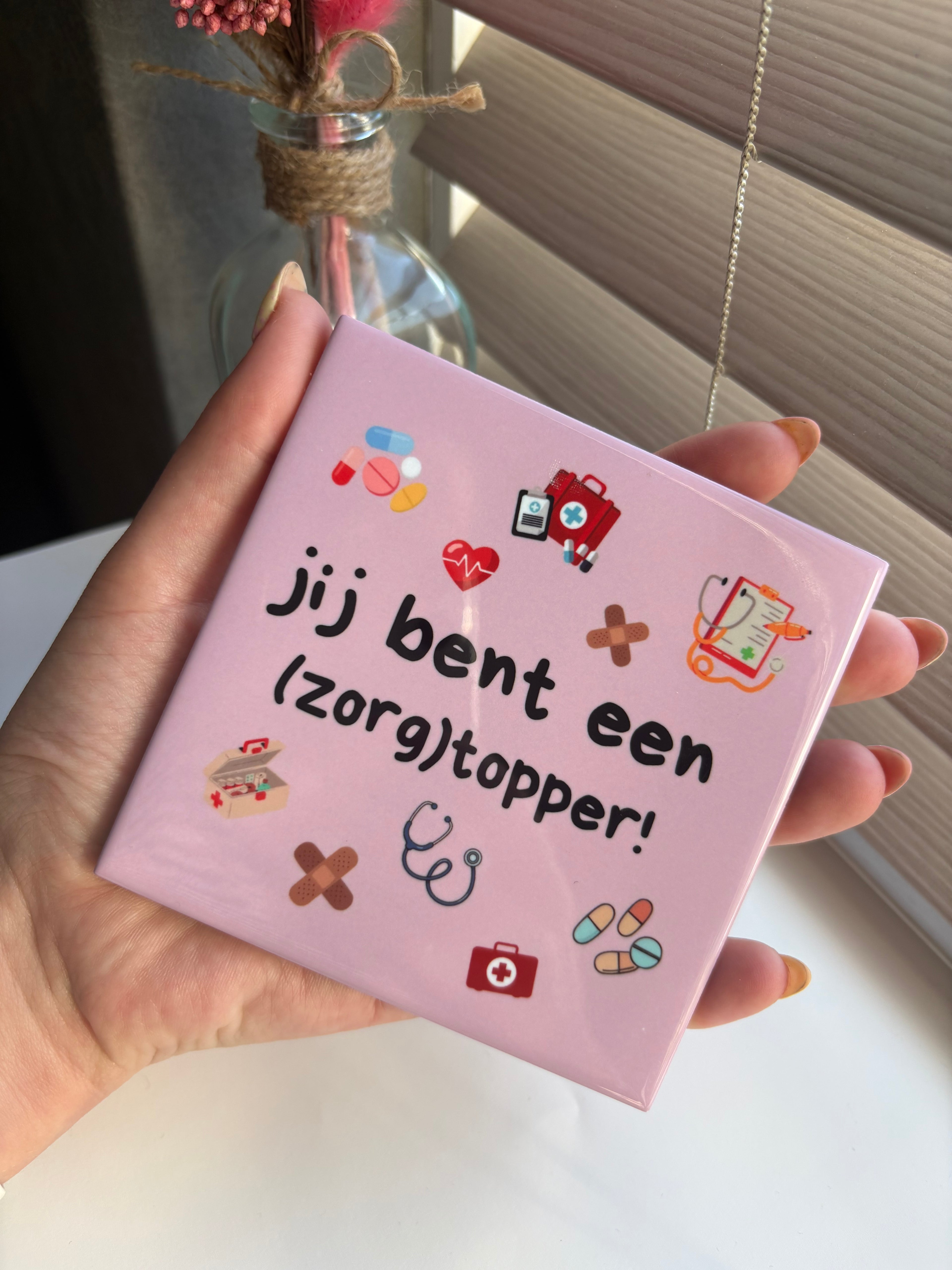 Tegeltje jij bent een (zorg)topper! roze/paars
