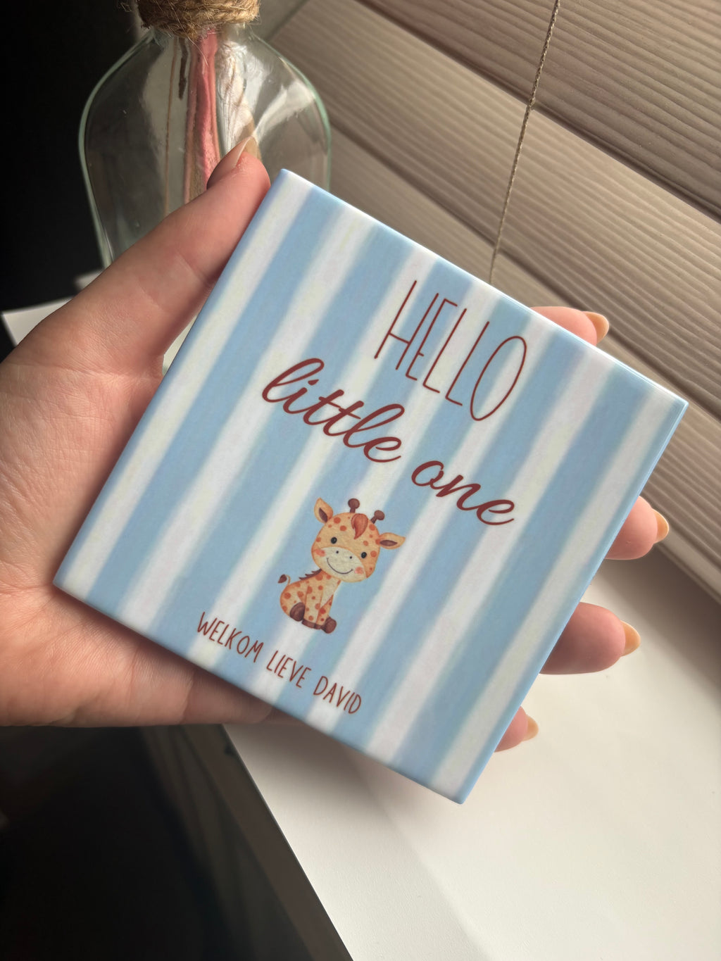 Tegeltje hello little one naam