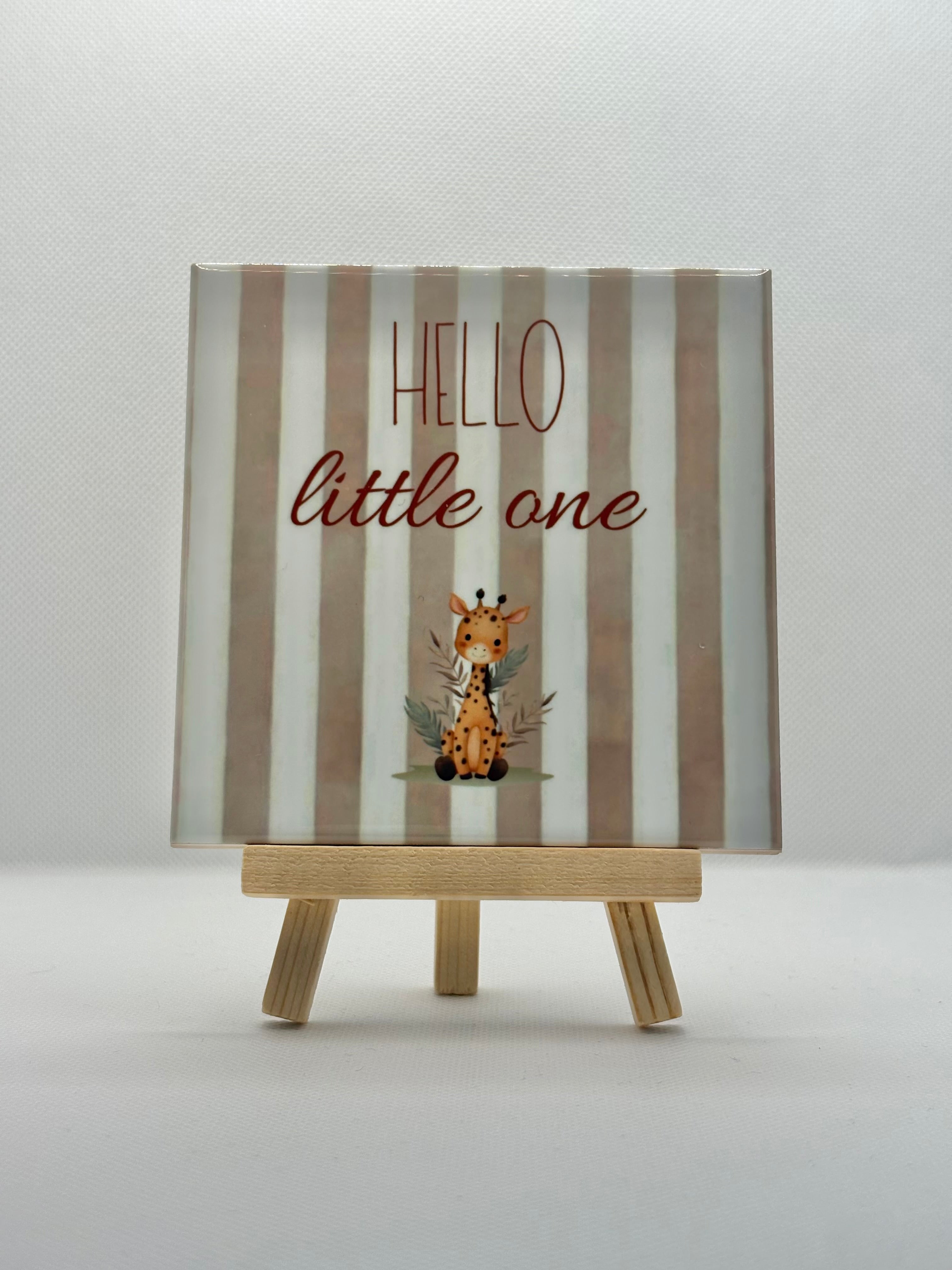 Tegeltje hello little one beige giraf