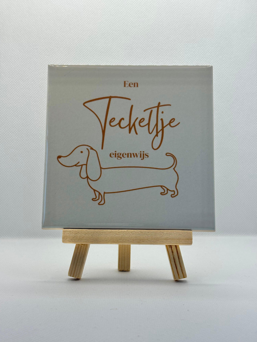 Tegeltje teckeltje eigenwijs (beige/goud)